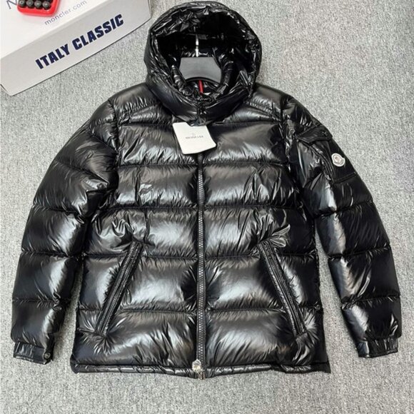 Moncler Shiny Black Men's Puffer Jacket - Picture 1 of 6